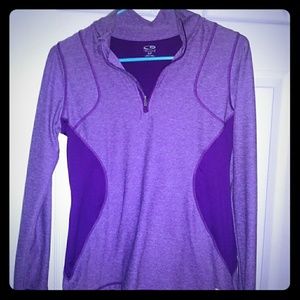 Women's athletic workout shirt